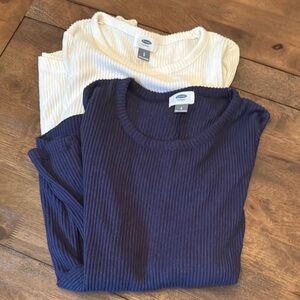 ✅ CLOSET CLOSING SOON Bundle of 2 Old Navy Ribbed Knit Tops